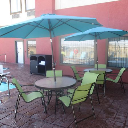Best Western Plus/Executive Residency Elk City Exterior photo